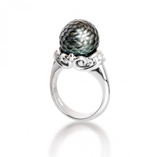 NFC Jewelry by Galatea: Momento Hand-carved Tahitian Pearl Ring work with NFC for Iphone 7 and newer